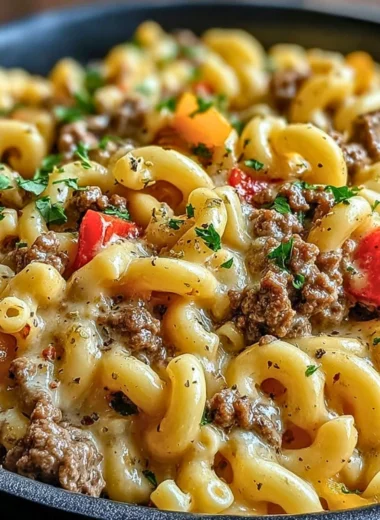 High-protein creamy Philly cheesesteak mac and cheese dish