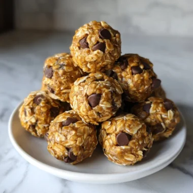No-bake peanut butter energy bites packed with nutrition for a quick snack.