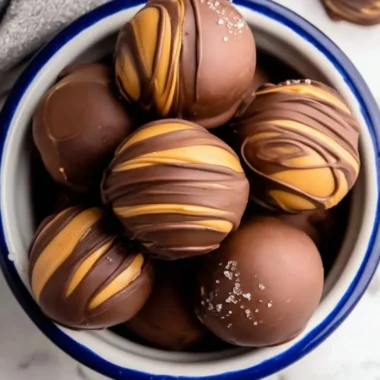 Delicious Peanut Butter Chocolate Fat Bombs for a low-carb snack option